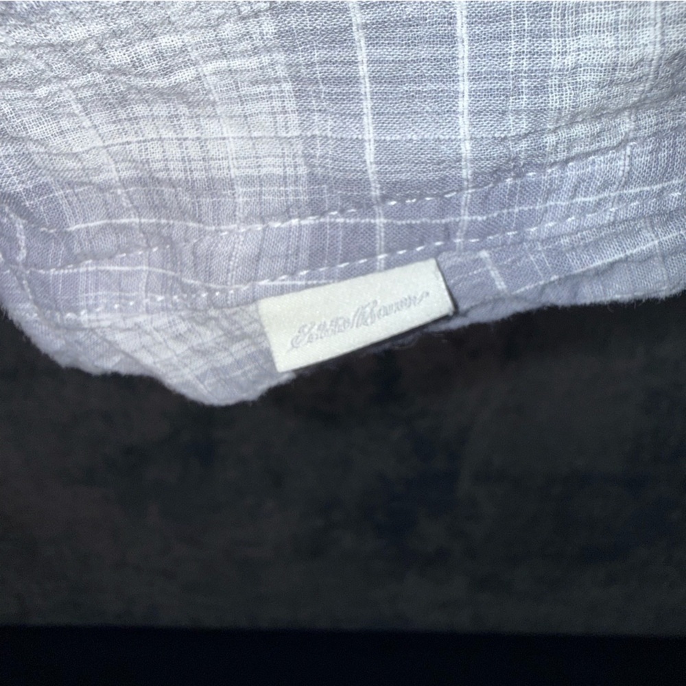Eddie Bauer ladies gray plaid button up shirt, lightweight - Picture 3 of 10